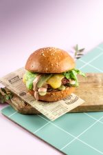 Фирменный бургер